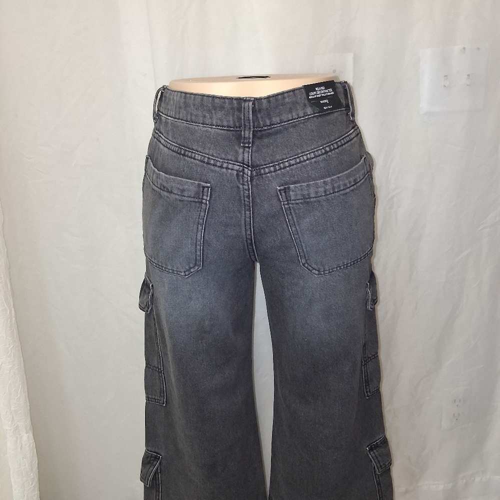 H&M Divided New Women Black and Gray Denim Jeans Size 4 Made In Bangladesh - Picture 13 of 16